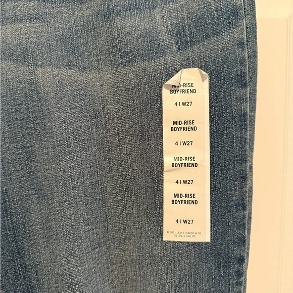 Signature by Levi Strauss & Co. Women's Mid Rise Boyfriend Sz 4 W27 NWT - Picture 3 of 11